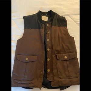 Arbor Collective Men’s vest. Large.
